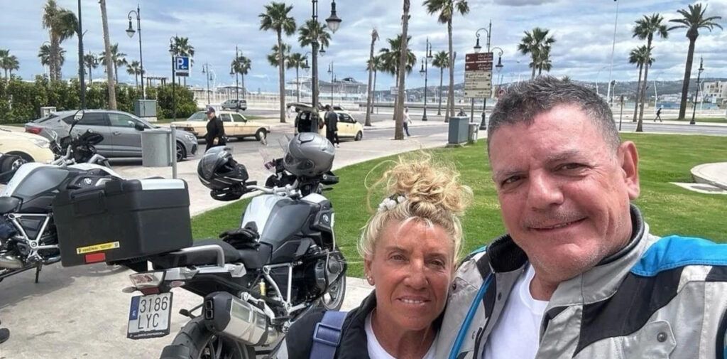 Gabriel Izzo junto a su esposa en un viaje por Marruecos. (Facebook)