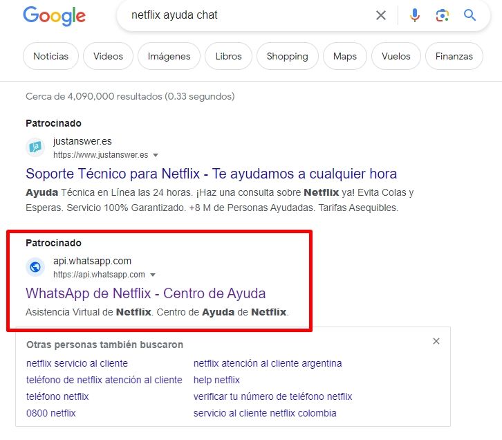 El falso resultado que aparece promocionado en Google.