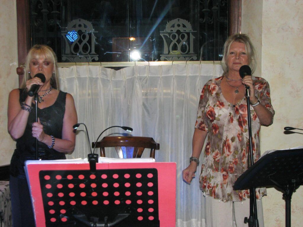 Las hermanas Patricia y Estela Boquín se presentaban juntas. (Facebook)