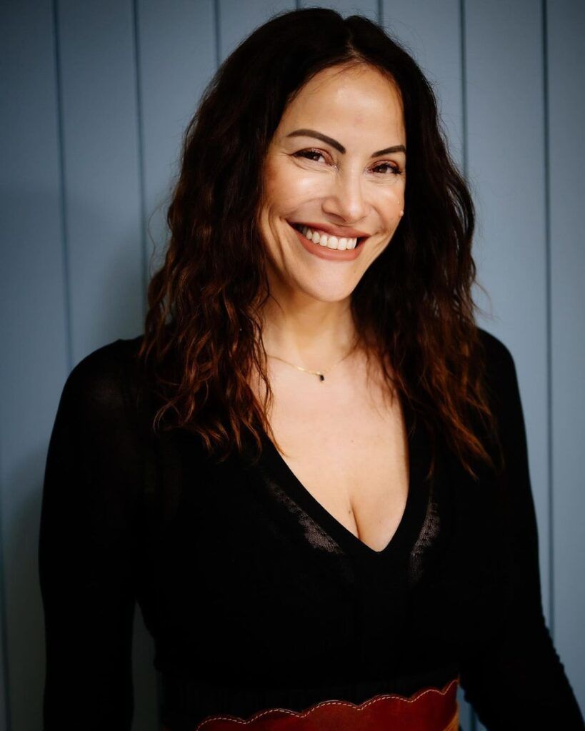 La comunicadora "Connie" Ansaldi, cara visible de la aplicación. - Instagram -