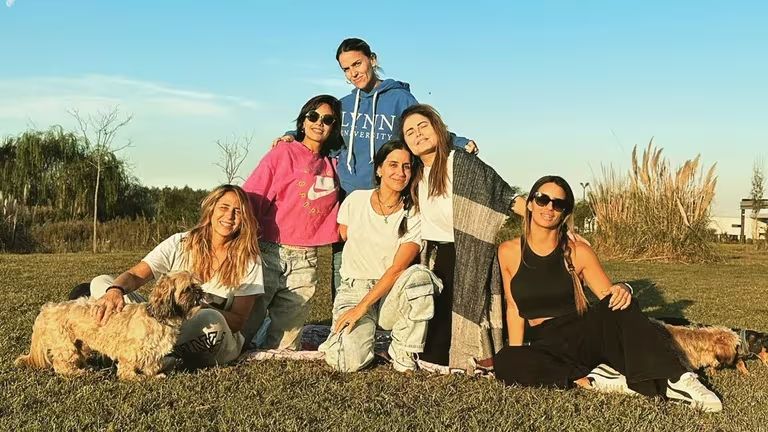 Silvina Luna y sus amigas en el campo, poco antes de su internaci&oacute;n. (Teleshow | Soledad Rodr&iacute;guez)