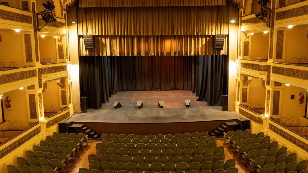 Cumple 100 años el teatro Colón de Mar del Plata. - MGP -