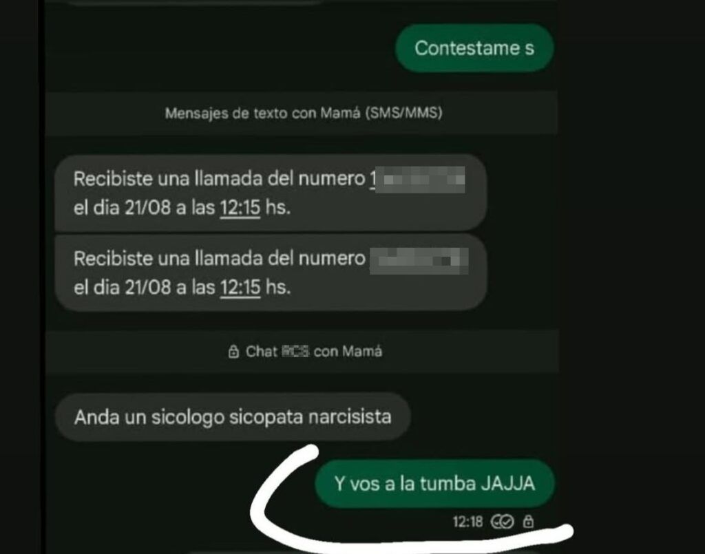 Uno de los chats divulgados en redes. (X @badgyaItom)