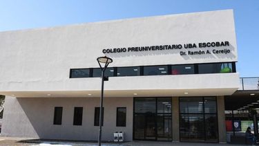 El Colegio Preuniversitario Dr. Ramón A. Cereijo de Escobar.