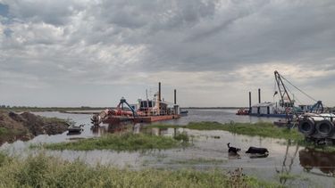 El dragado del Río Salado.