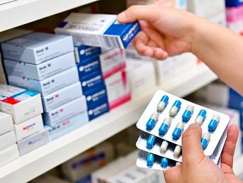 por el bajo stock, la provincia comprara medicamentos oncologicos por $26.680 millones