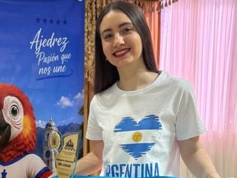 Candela Francisco Guecamburu es la gran promesa del ajedrez argentino, junto a Faustino Oro.