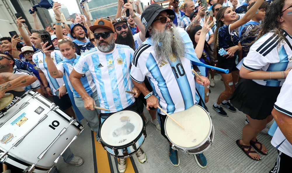 Los hinchas pusieron la música en la ciudad de Atlanta.