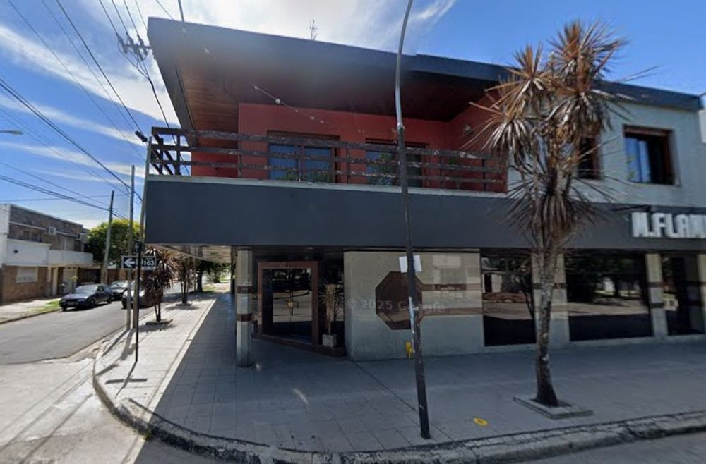 El vehículo sustraído pertenecía a la firma Mariano Flammini Funerales de Berisso.