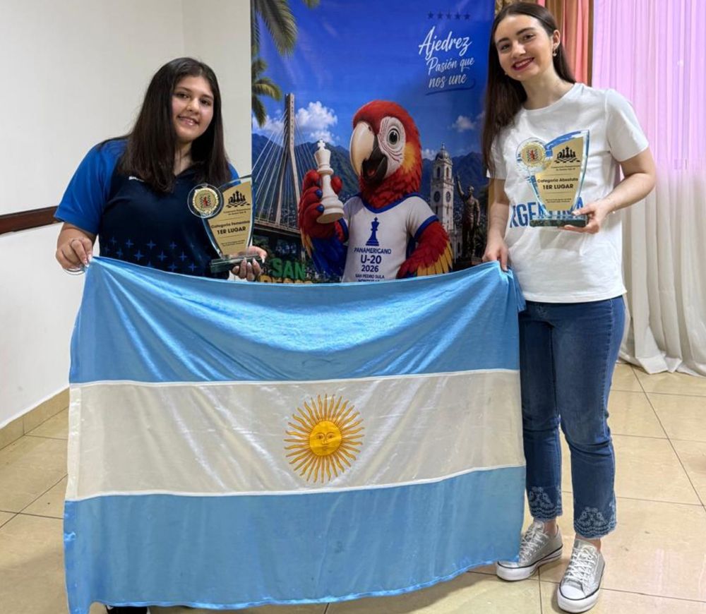 Candela y la salteña Karen Nerina Gaite, quien también logró el Campeonato Panamericano Sub 20 femenino en Honduras.