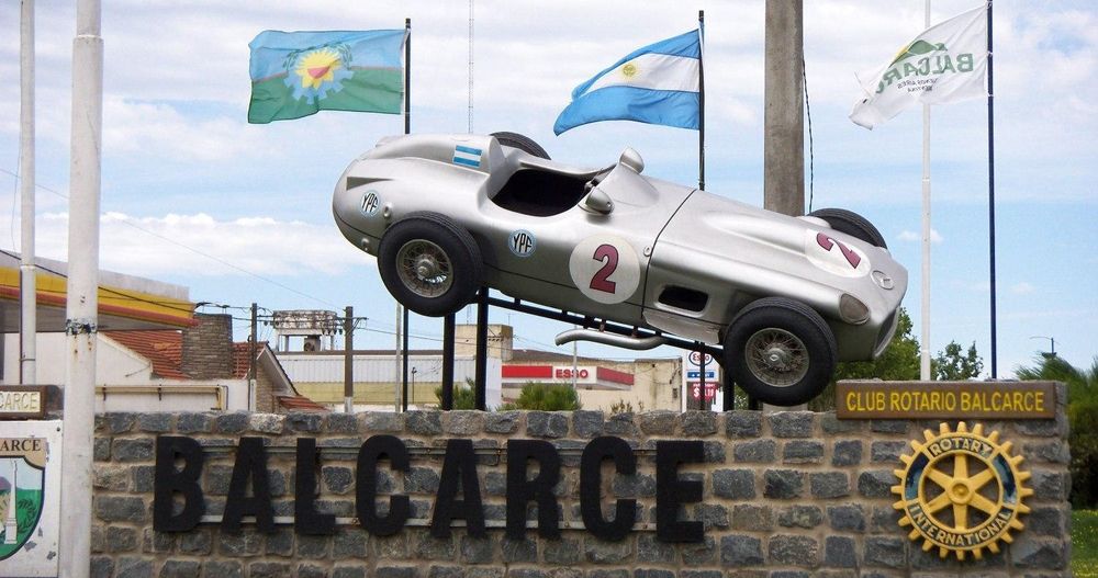 Balcarce y Fangio, un vínculo indisoluble desde 1911, cuando nació el Chueco.