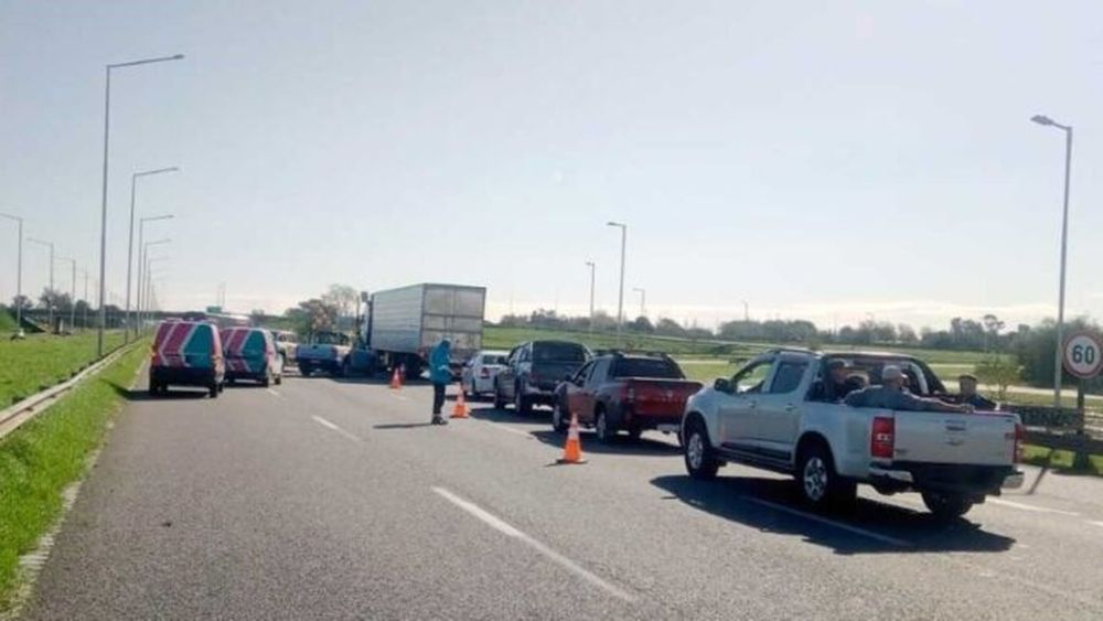 Tránsito restringido en la Ruta 9.