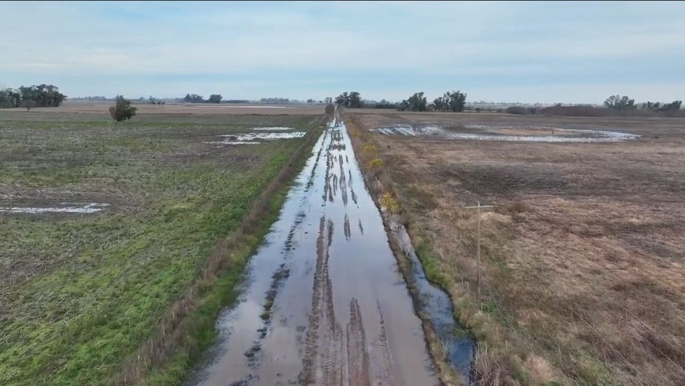 Un camino rural en mal estado.&nbsp;