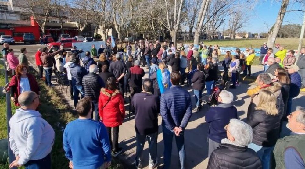 Vecinos de Azul reclaman por la ruta 3.