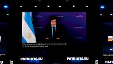 Javier Milei canceló a último momento su viaje a España y participó del evento por video