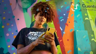 Los adolescentes de entre 13 y 17 años también pueden aprovechar los beneficios de Cuenta DNI.