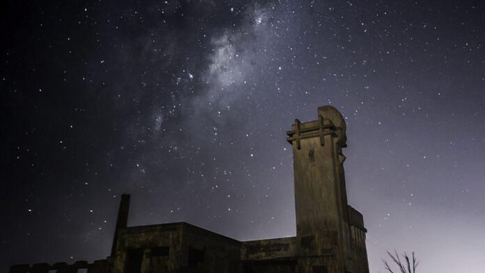 Epecuén es uno de los lugares más increíbles de la provincia donde ver el cielo estrellado. (Daiana Castro – Epecuén de noche)