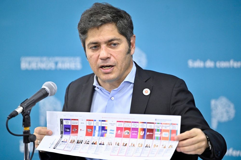 Axel Kicillof con la Boleta Única Papel.&nbsp;