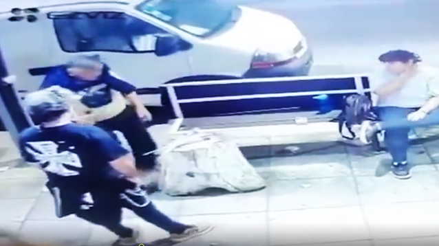 Segundos antes de que se detonara el arma de fuego. (Imagen de video)