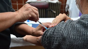 La vacunación contra la gripe.