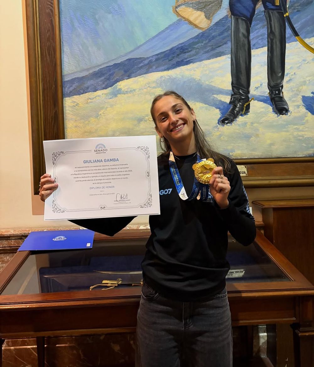 Reconocimiento del Senado de la Nación para Giuliana Gamba, tras el título en China. Reconocimiento del Senado de la Nación para Giuliana Gamba, tras el título en China.
