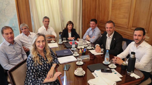La mesa chica del Gobierno nacional, sin el presidente Javier Milei.&nbsp;