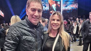 Los candidatos Diego Santilli junto a Karen Reichard, en el lanzamiento del libro de Javier Milei. (Instagram/@karenreichardt1) &nbsp;