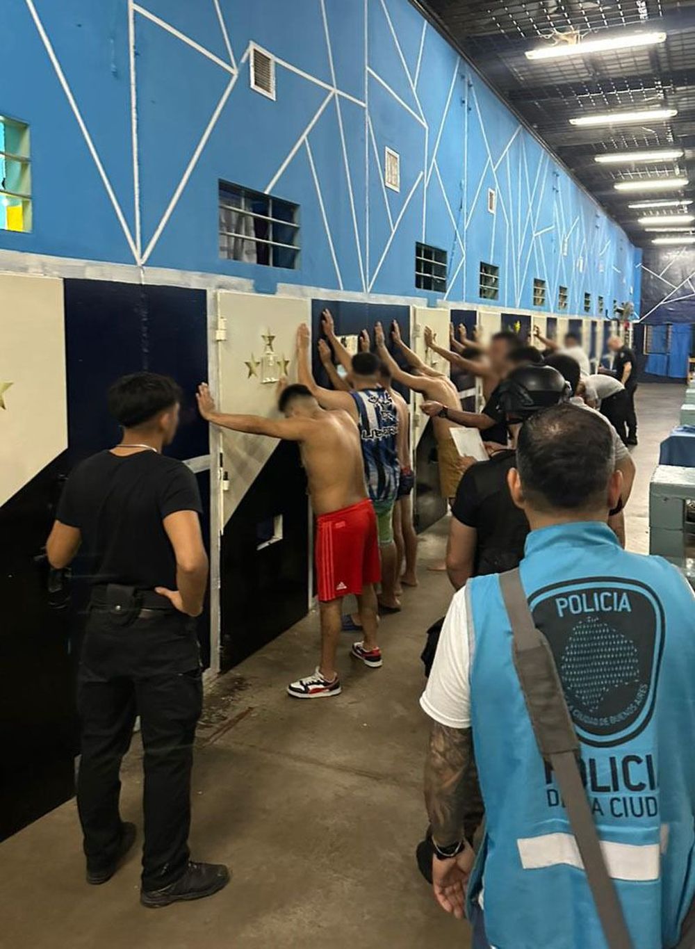 sierra chica allanados