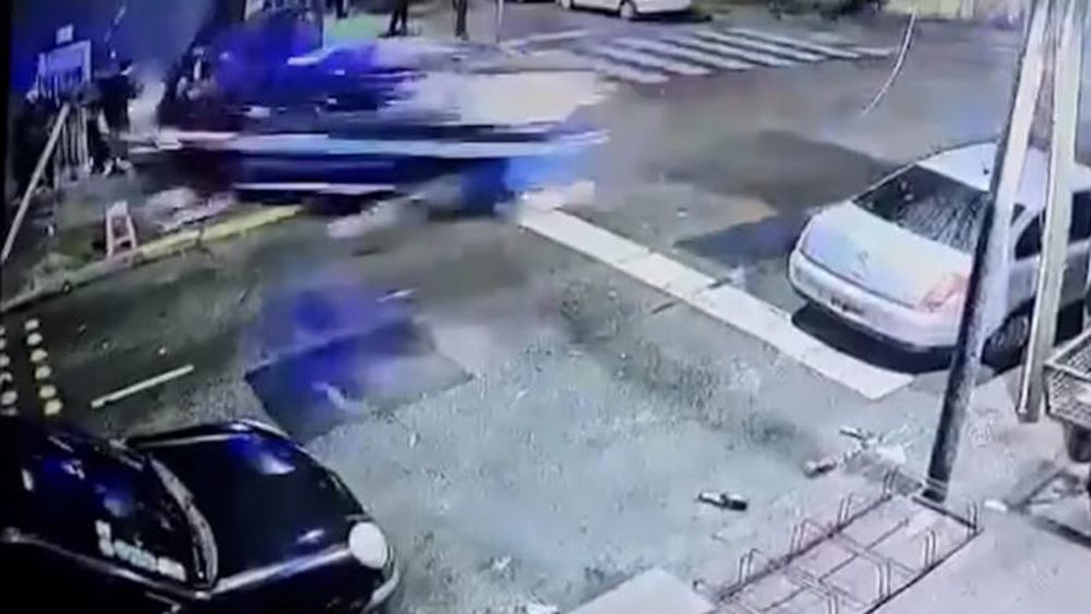 Muere joven atropellado por un patrullero en Villa Martelli. - Captura de pantalla -