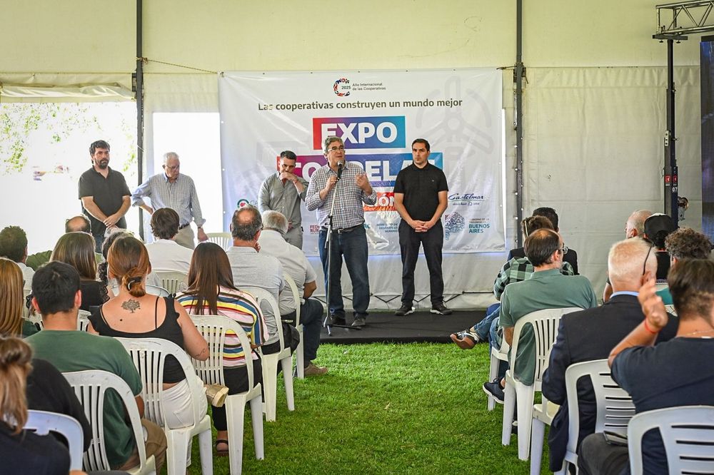 El ministro Javier Rodríguez en la 2° Expo CoopeLac 2025.