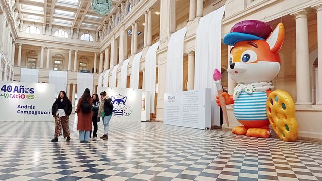 Juego, color y precisión: La Plata exhibe la muestra 40 años de vacaciones de Andrés Compagnucci