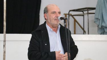 “Sin la solidaridad de todos no vamos a poder sostener el hospital municipal”, advirtió el jefe comunal de Coronel Suárez, Ricardo Moccero. (Municipalidad de Coronel Suárez)