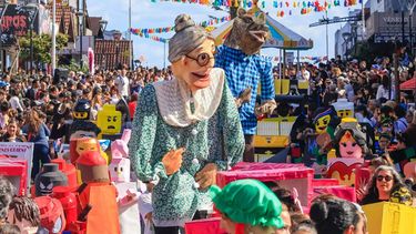 Fin de semana largo por el Día de la Diversidad Cultural. (@turismopba)