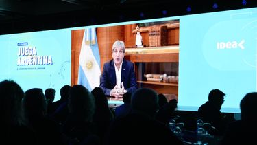 Diarios Bonaerenses | Caputo en IDEA