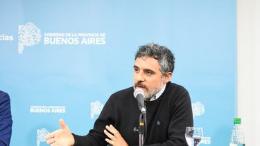El titular de la Agencia de Recaudación Bonaerense (ARBA), Cristian Girard, encabezó la exposición ante legisladores acompañado por el ministro de Economía, Pablo López.