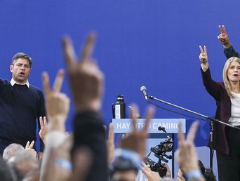 Axel Kicillof junto a Verónica Magario. Axel Kicillof junto a Verónica Magario.