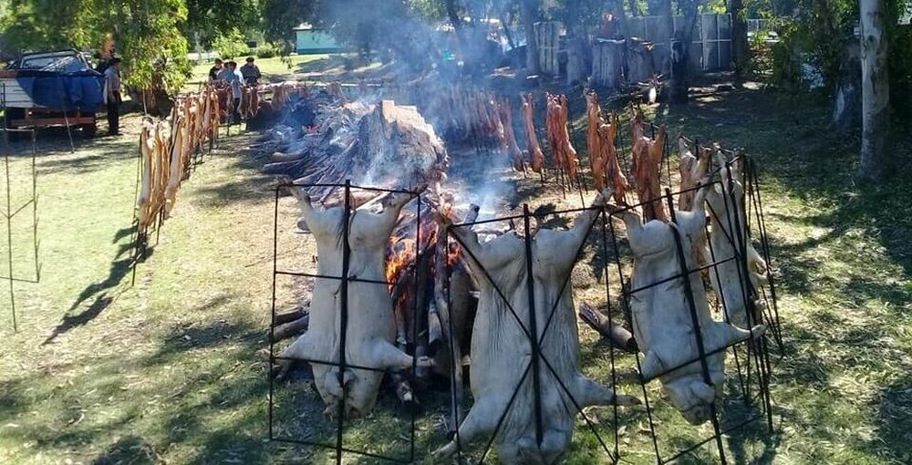 En la fiesta de los 150 años, el lechón de campo también protagonista.