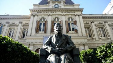 Foto del Rectorado de la UNLP de La Plata (Foto archivo)