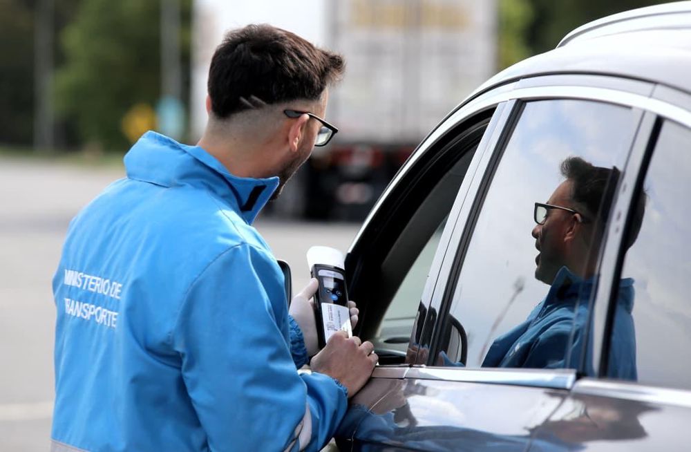 Durante el último fin de semana largo, la cartera bonaerense de Transporte controló más de 7.000 vehículos y labró100 actas de infracción