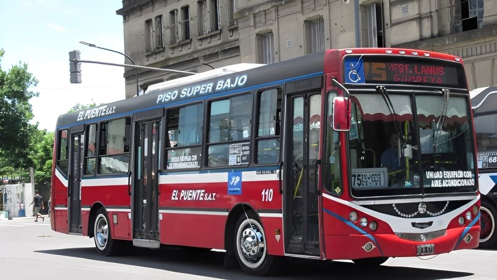 La línea 75, si prospera un pedido de la empresa El Puente SAT, será absorbida por la 32. (Zonales.com)