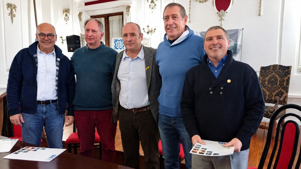Los referentes de los municipios y de la Unión Industrial bahiense.