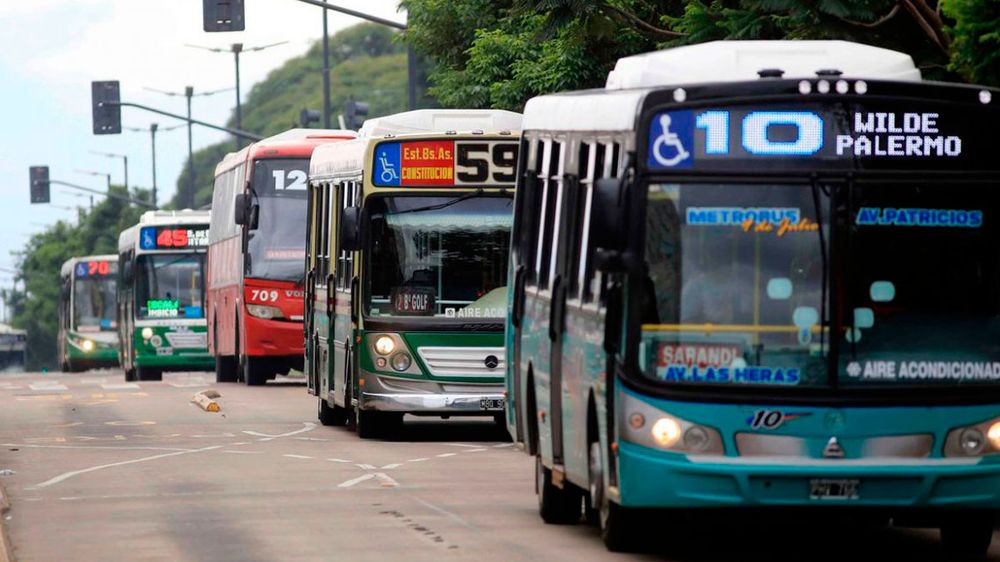 Ómnibus en el Área Metropolitana.&nbsp;