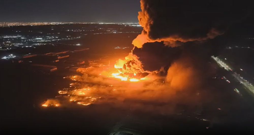 Toma aérea de la explosión en el Polo Industrial de Ezeiza.