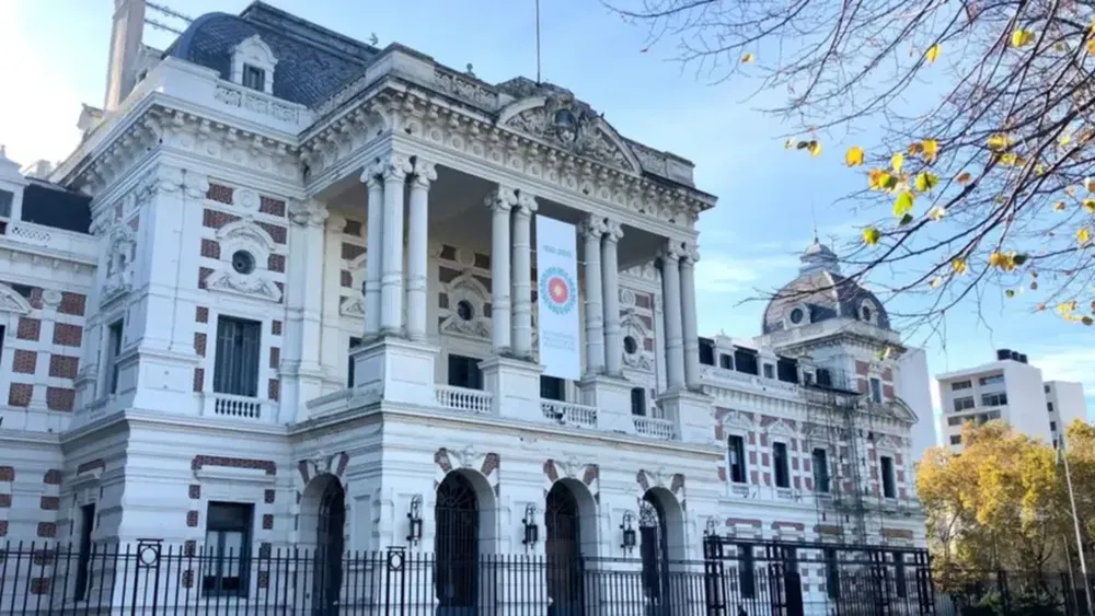 La gobernacón bonaerense. La gobernacón bonaerense.