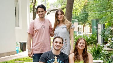 Sebastián, Sofía, Juan Ignacio y Valentina , cuatro de los jóvenes organizadores de Navidad Solidaria. (Agencia DIB/Gonzalo Ré)