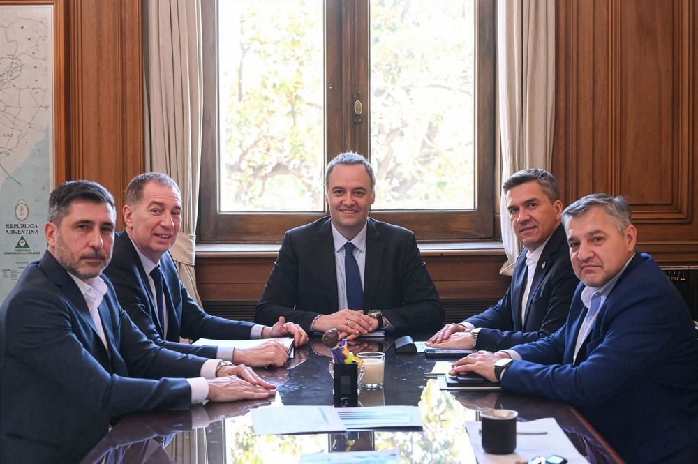 El gobernador de Chaco, Leandro Zdero, visitó Casa Rosada. El gobernador de Chaco, Leandro Zdero, visitó Casa Rosada.