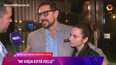 Matías Alé y su novia Martina, muy enamorados. (Imagen de TV)