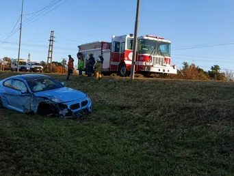 El BMW con destrozos en Pergamino. El BMW con destrozos en Pergamino.