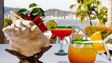 Los tragos típicos acompañan al viajero por el mundo.