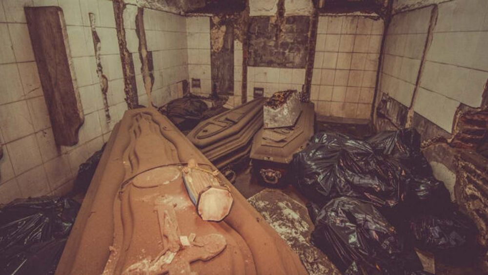 Imágenes del cementerio publicadas por el intendente Julio Alak. - Twitter -